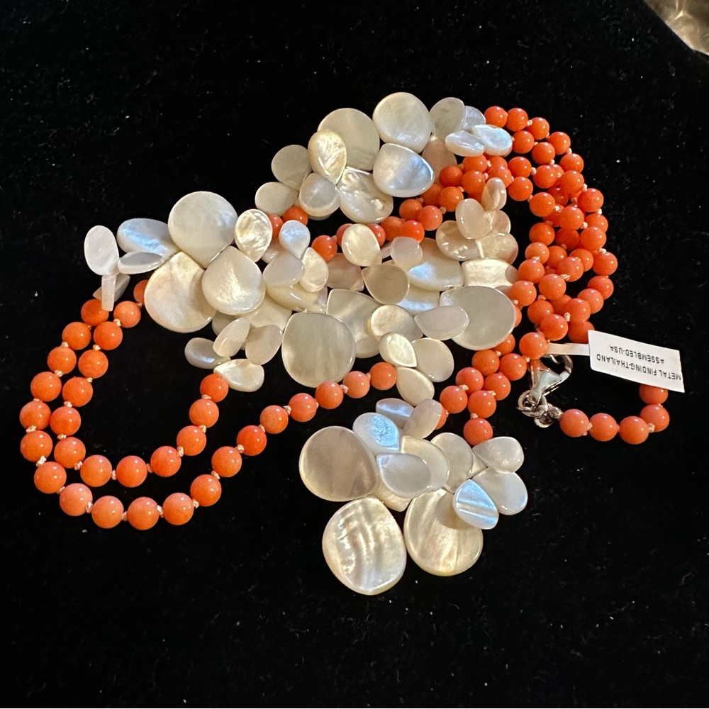 Doug Paulus Coral‎ & Mother Of Pearl Necklace DP 925 NWT